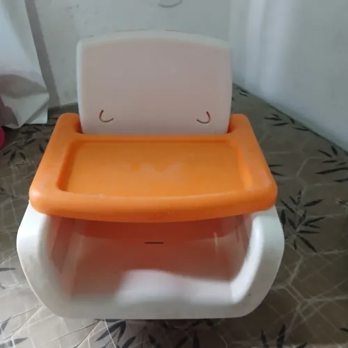 Cadeirinha de alimentação