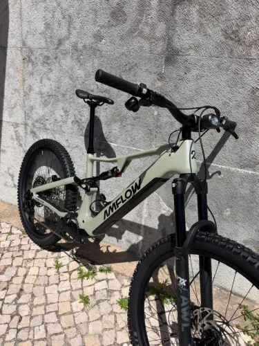 Amflow PR carbon 2027