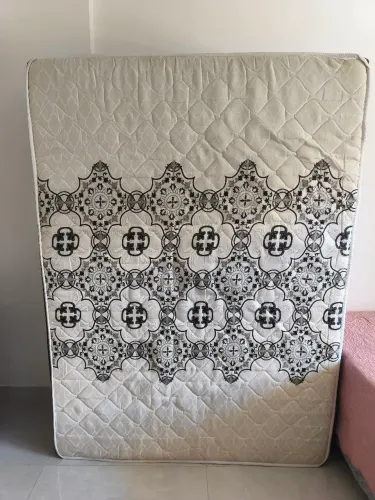 Venda de colchão de casal conjugado (box e colchão)