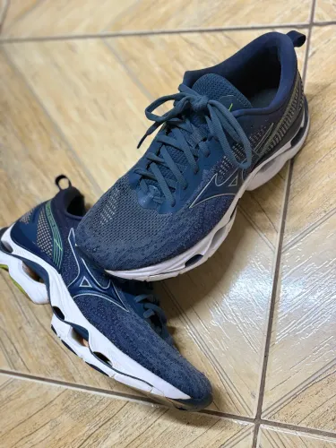 Mizuno Stratos N42 