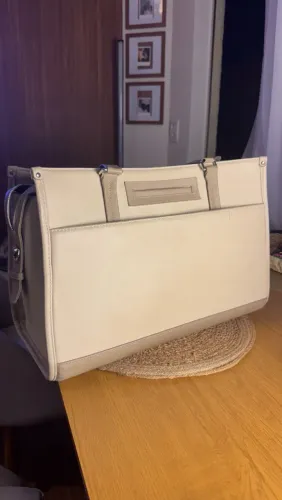 Bolsa Maternidade em couro legitimo