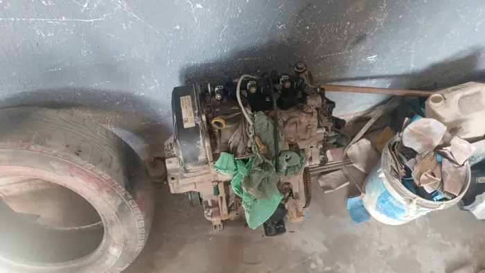Vende-se motor UP