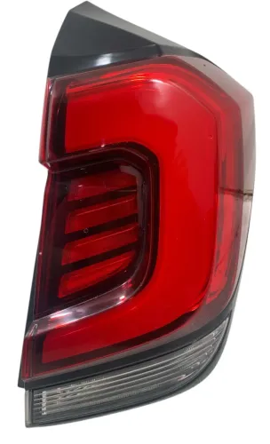 Lanterna traseira lado direito Honda wrv com led 2020/2023 recuperado