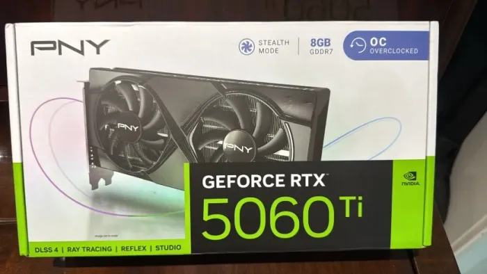 Placa de Vídeo PNY GeForce RTX 5060 Ti 8 GB GDDR7, Dual Fan, OC