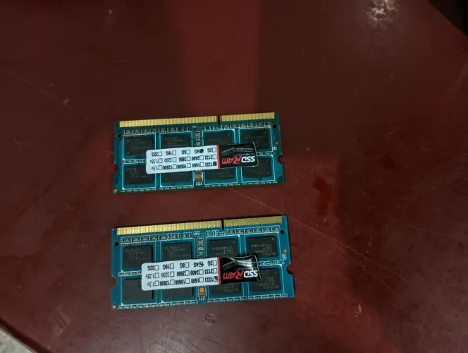 Memória ram ddr3 duas de 4gb