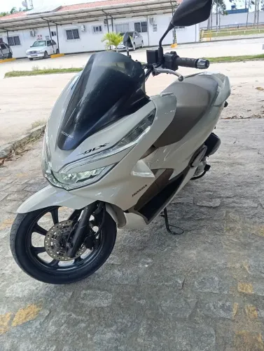 PCX DLX AUTOMÁTICA 150C