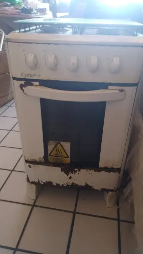 Fogão Esmaltec 4 bocas usado