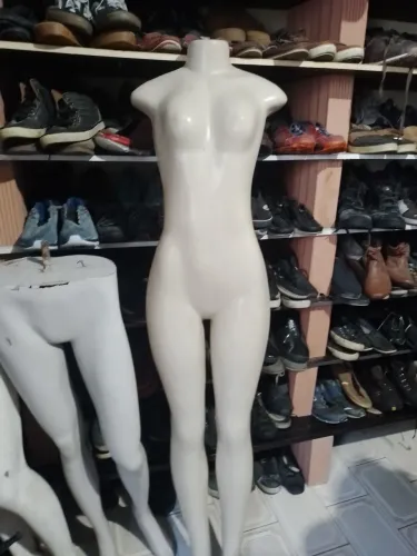Manequim 25$ cada