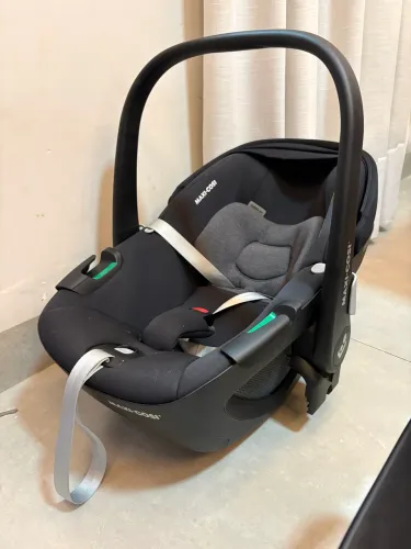 Bebê conforto Maxi Cosi Pebble 360 + Base isofix