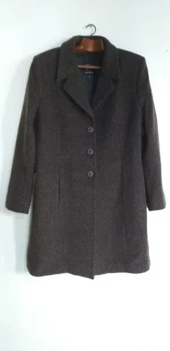 Casaco feminino em lã 