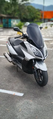 DOWNTOWN 300CC - 2019 37.700 KM