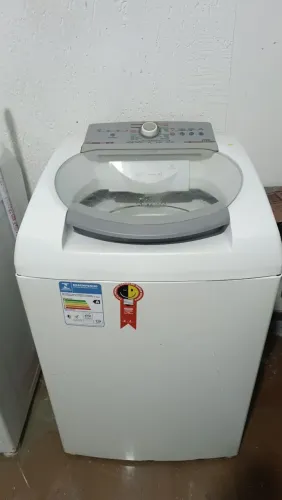 Vendo máquina de lavar Brastemp 11kg bacia de inox voltagem 110 entrego com garantia 