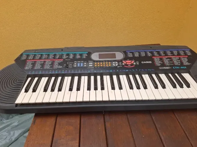 Teclado arranjador clássico Casio CTK-401