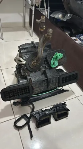 Caixa evaporadora de ar condicionado Fluence 2011 a 2019, usado original