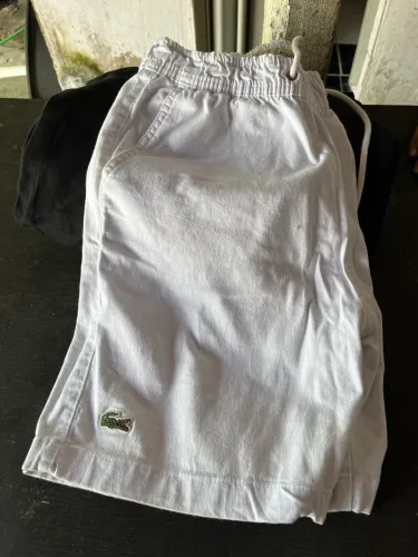 Bermuda Masculina Branca.