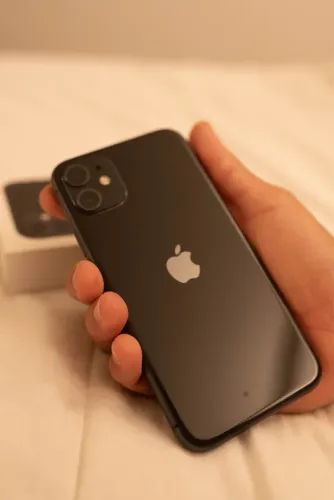 iPhone 11 64GB (ÚNICO DONO)