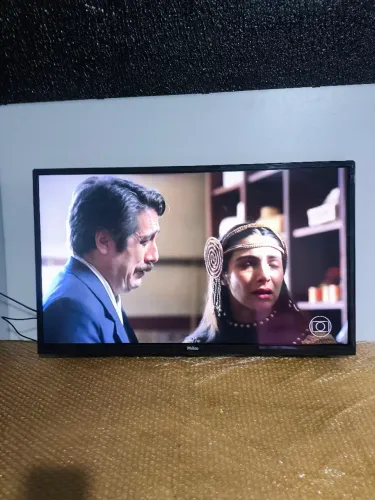 TV PHILCO 32' LED PTV32G50D Ótimo Estado Mancha Sutil (Ver descrição)