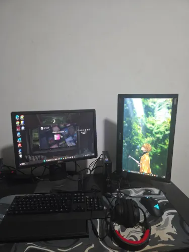 Computador Dell OptiPlex Micro 7020 i5 12a Gen, 16GB RAM, SSD Samsung 980 PRO, 2 Monitores