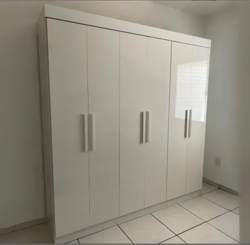 Guarda-Roupa Branco Prime 206