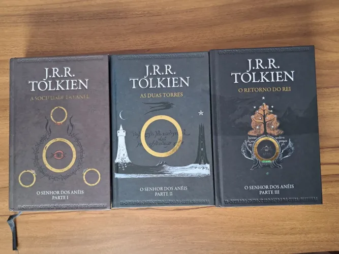 Livro Box triologia "O Senhor dos Aneis"