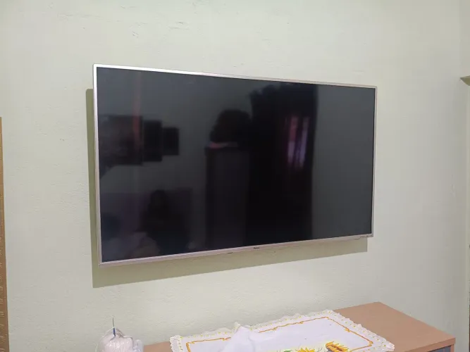 Tv Philco para tirar peças