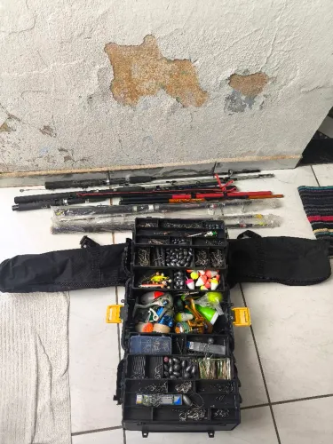Vende-se Kit de Pesca Completo.