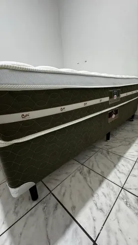 Cama box King Castor 