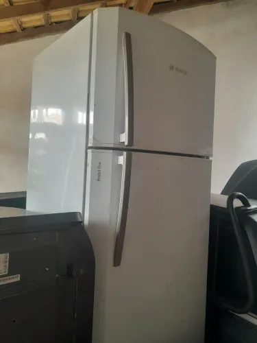 GELADEIRA DUPLEX BOSCH 420 LITROS 127V FOSTFREE<br>R$: 790,00