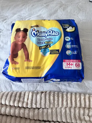 Fralda Mamypoko pacotão  M / g 