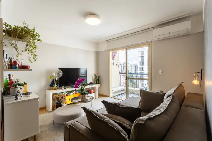 Apartamento para venda em Vila Pompéia com 3 quartos, sendo 1 suíte, 84m²