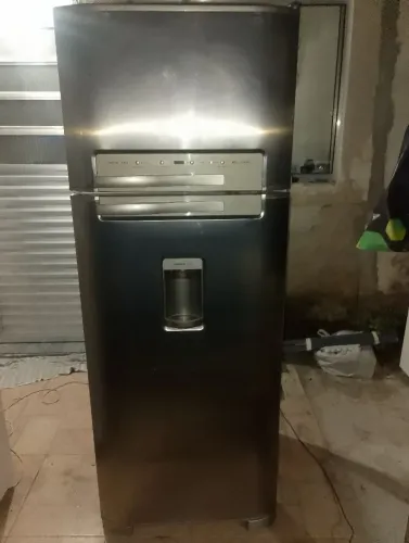 Geladeira Eletrolux Frost Free duplex inox