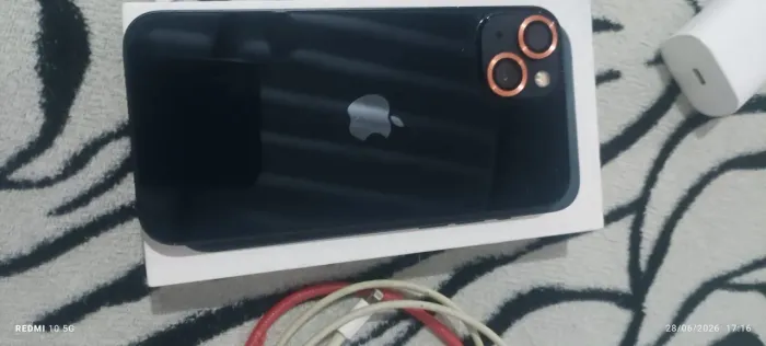 iPhone 13 seminu 
