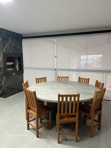 Cortinas e Persianas