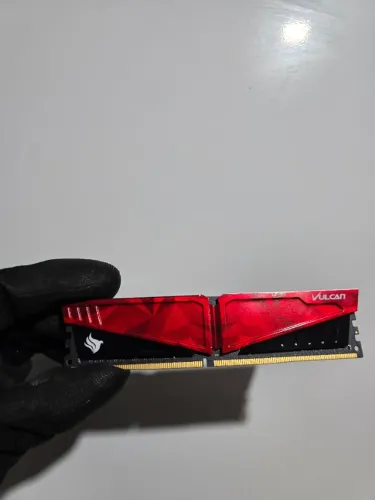 Memória ram 8GB DDR4 3000MHZ TeamGroup