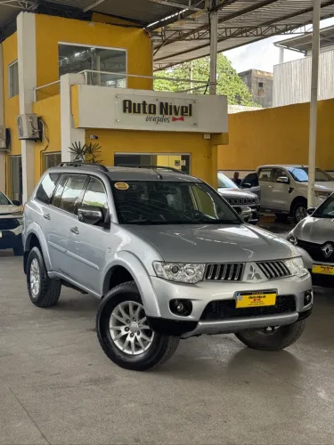 Mitsubishi Pajero Dakar 3.2 4X4 T.i. Dies. 5P Aut. 2011