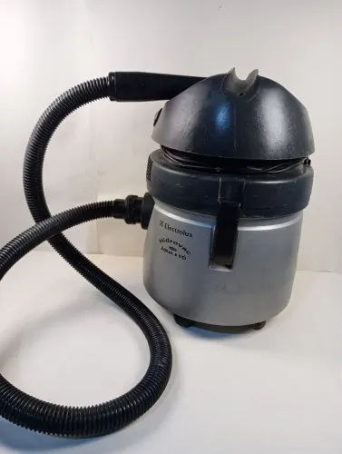 Aspirador Hidrovac Electrolux A10 Água e Pó - Para Conserto ou Peças