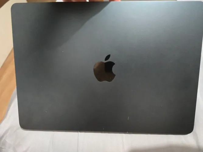 Macbook air m3 8gb ram