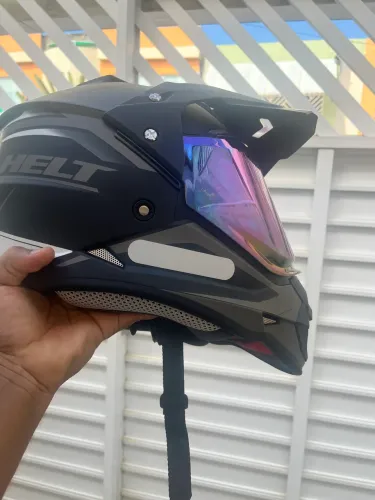 Capacete HELT NOVO