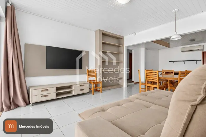 Casa 1 suíte + 2 dorms para alugar · Praia Brava, Itajaí