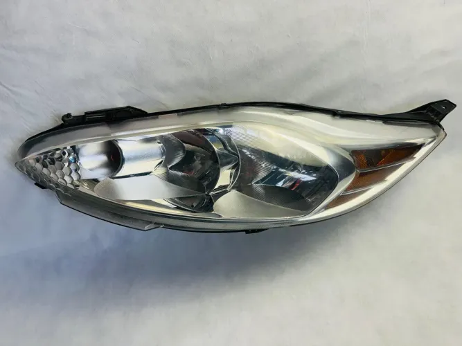 Farol Dianteiro Esquerdo New Fiesta Mexicano 2011 A 2013 - AE8313006AJ