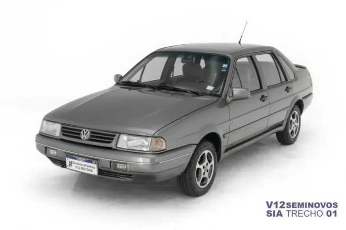 Volkswagen Santana Exclusiv 2.0 MI/ Executivo 2.0i (álcool) 1998