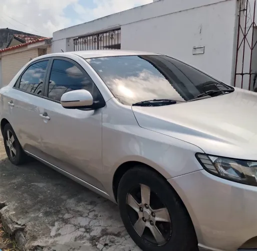 Kia Motors Cerato 1.6 16V Mec. 2011
