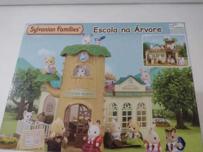 Sylvanian Families Escola Na Árvore