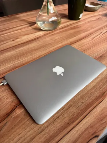 MacBook Air 2014 11 polegadas branco