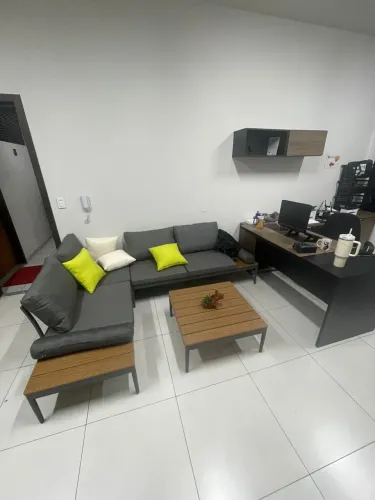 Sofa em L lindo moderno