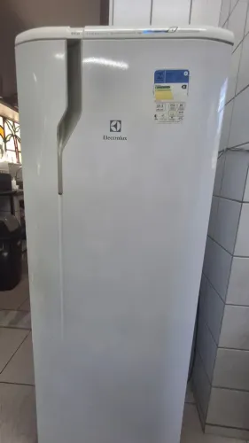 Geladeira Eletrolux Frostfree