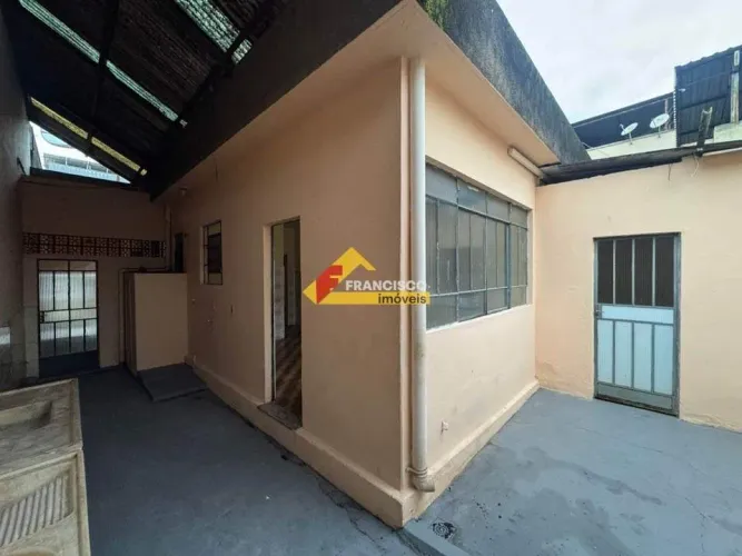Casa para aluguel, 4 quartos, 1 vaga, Porto Velho - Divinópolis/MG
