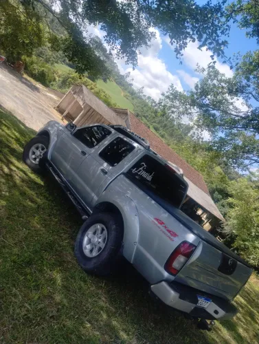 Nissan Frontier Se/se Strik/one CD 4X4 2.8 Dies 2006