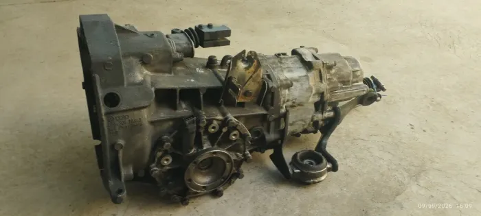 Vendo caixa de câmbio gol Parati 1.0 16 v excelente estado