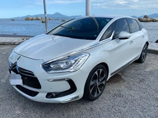 Citroen DS5 1.6 SO Chic Turbo 16V 5P Aut. 2015